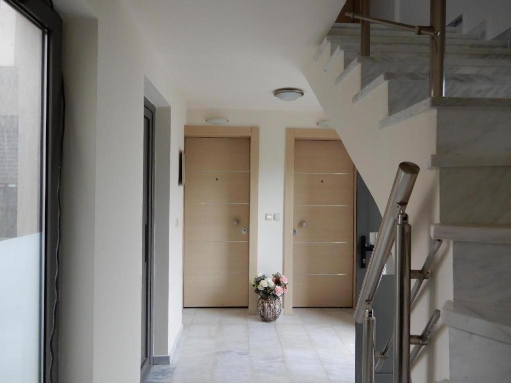 Filippos Apartments Амарінтос Екстер'єр фото